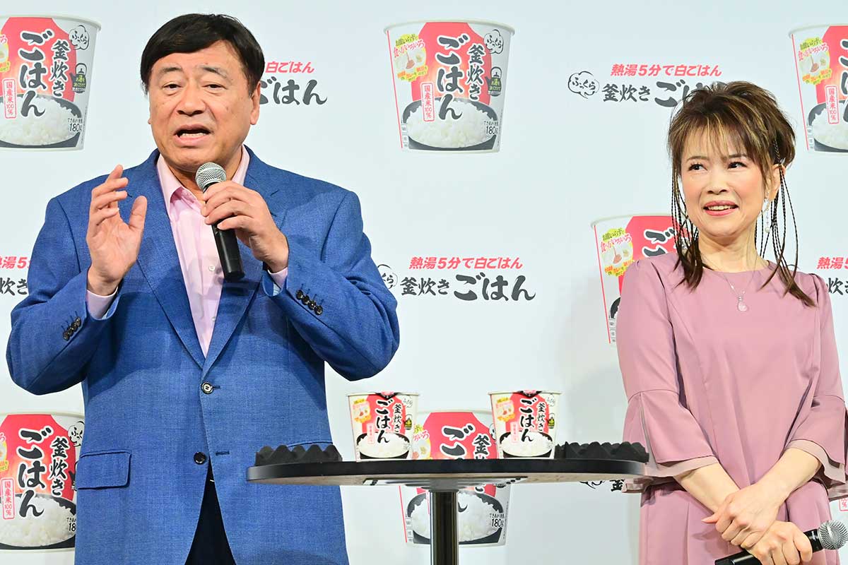 夢グループ石田社長＆保科有里、日清新商品のCM出演　コメトークで盛り上げ「テーケージーご存じですか？」