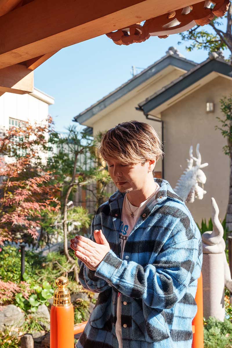 神社巡り、執筆、写真撮影など、様々な形で活動する