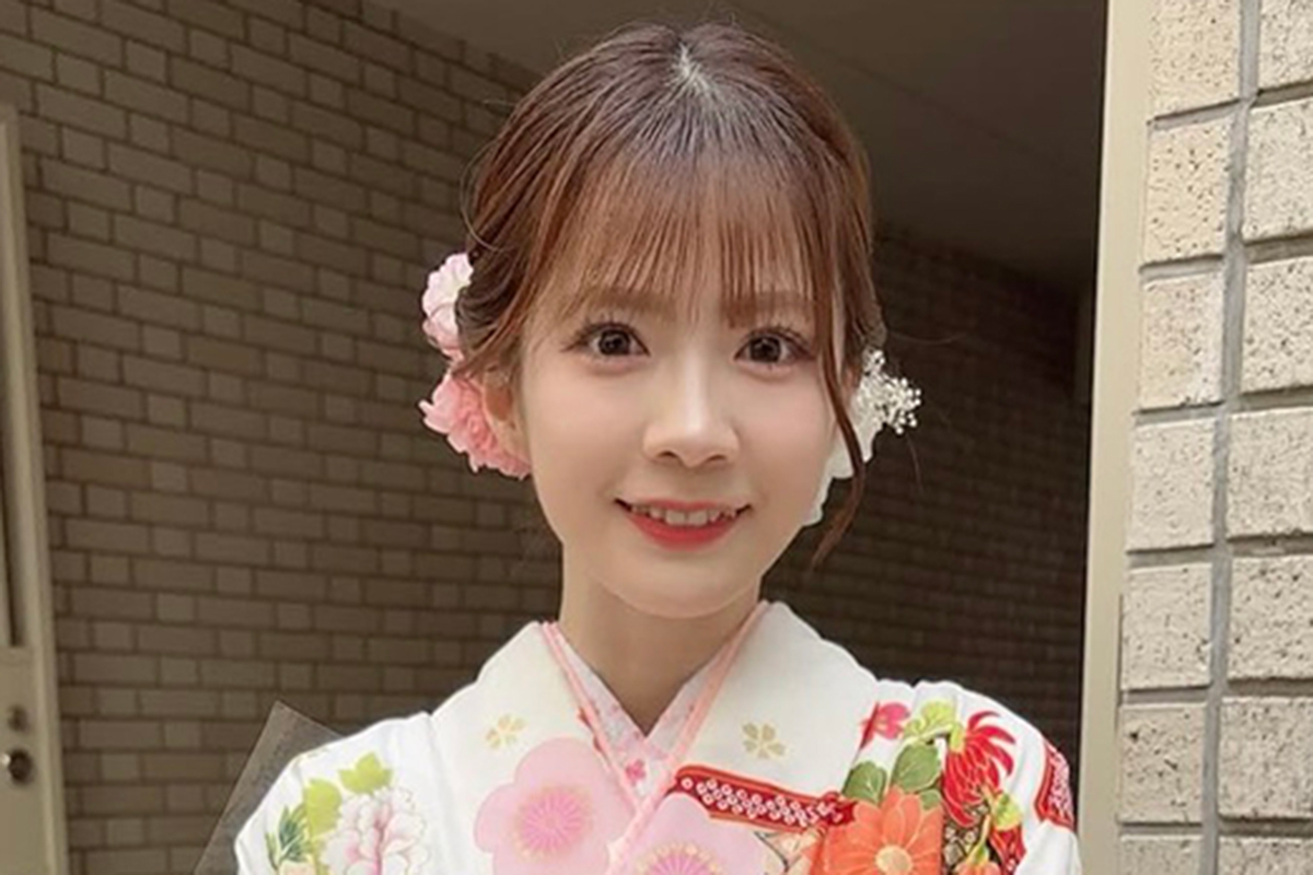 NMB48松岡さくらが関西大卒業　“両立”報告に反響「すごすぎる」「袴姿可愛い！」