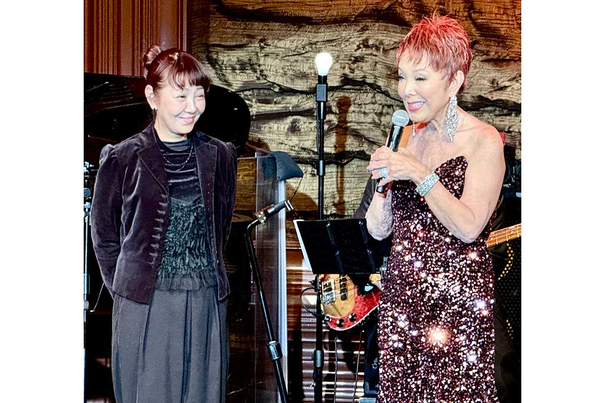 池畑慎之介、ライブに著名人集結！　衰えぬ歌声に谷原章介、佐々木アナらが感嘆