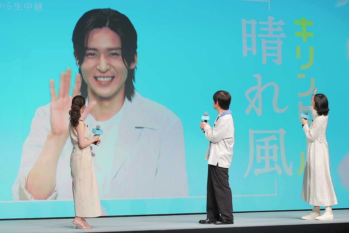 Snow Man目黒蓮、髪は「役なんで切れない」　内村光良の「伸ばすの？」にリモートで回答