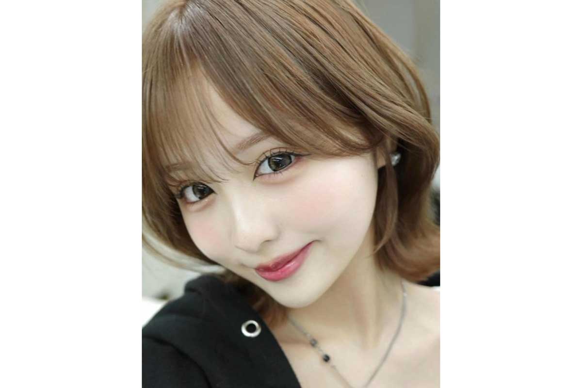 「よく20歳前後に見られるんですけど」双子モデルの報告にネット衝撃「可愛すぎるだろ！」