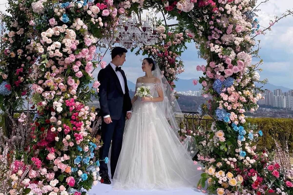 愛の不時着カップルが結婚4周年　44歳のソン・イェジンに「なんてかわいいの」の声