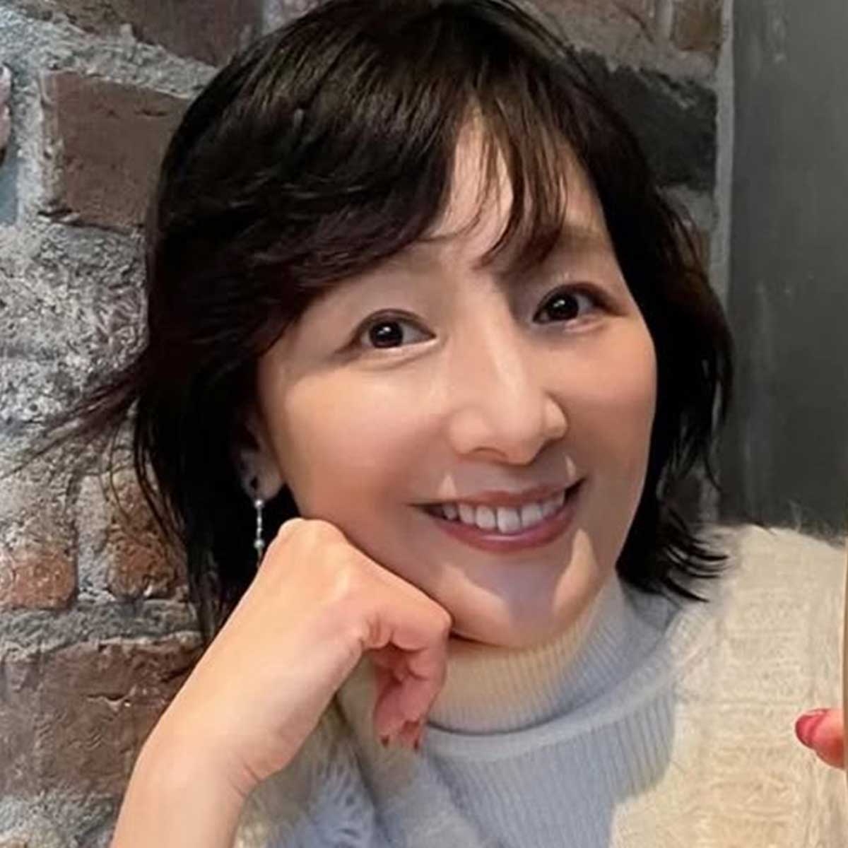 生田智子【写真：インスタグラム（＠ikuta_tomoko_official）より】