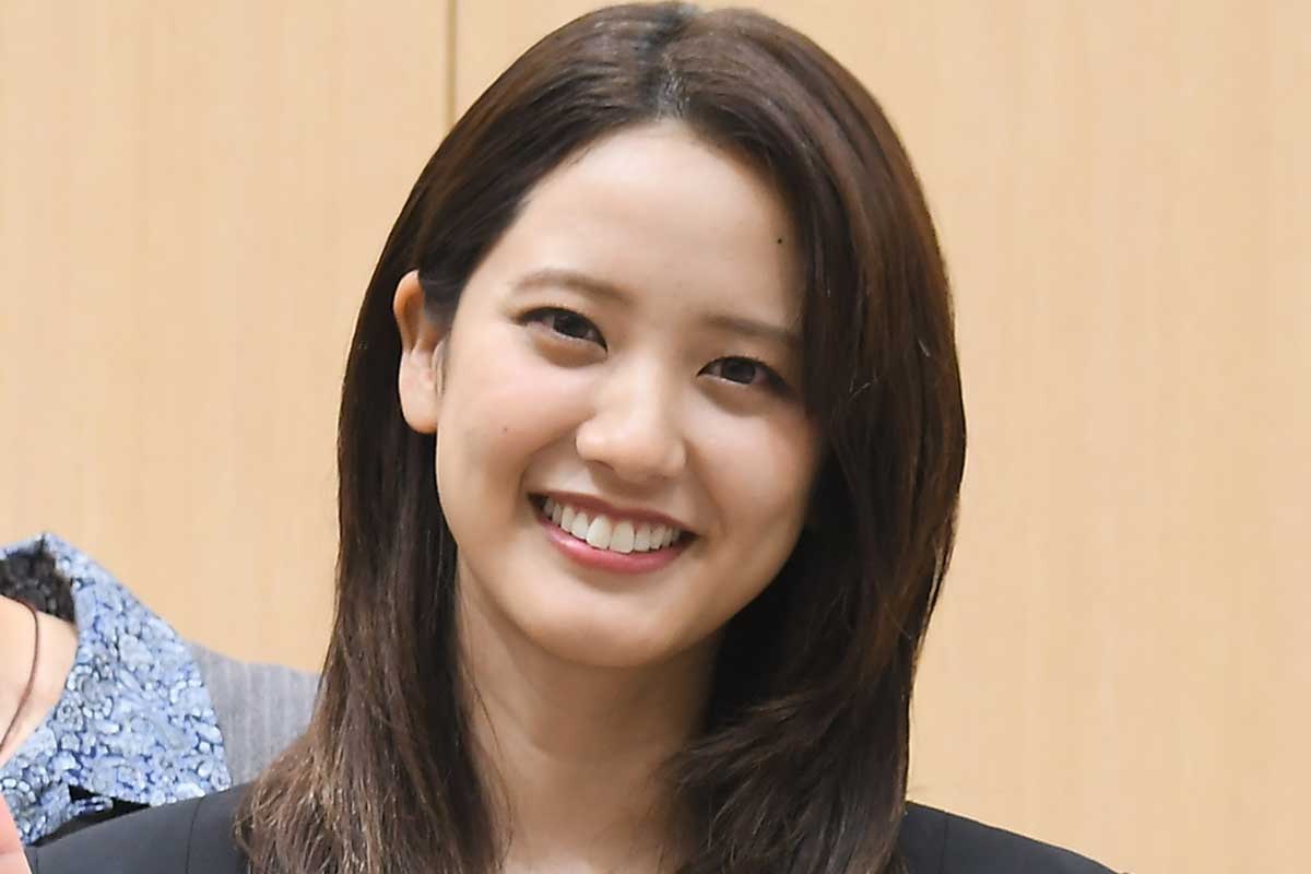 「10年近くぶりのショート」　山崎紘菜、別人級イメチェンヘアにファン騒然「うぇ!?」「可愛く若返ってるぅ～」