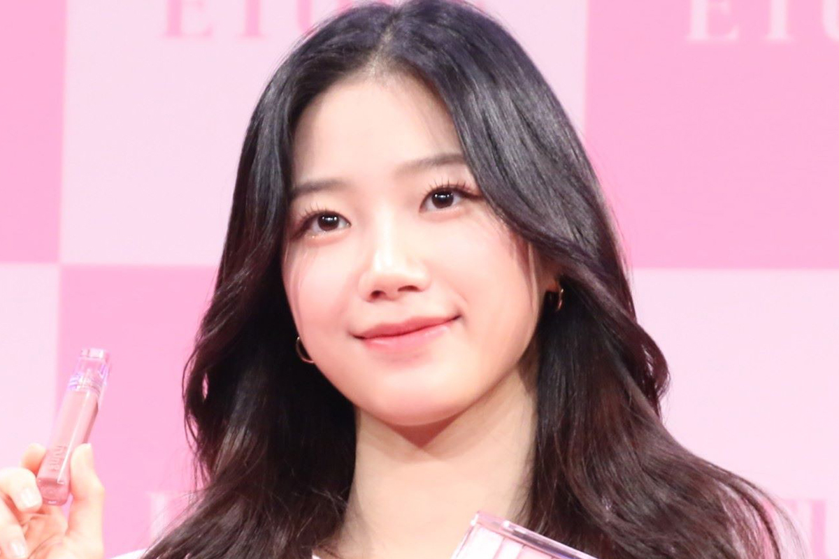 「だれも気づいてないの？やばあ！」　LE SSERAFIM・KAZUHA、変装なしの渋谷降臨にネット騒然「信じられない」