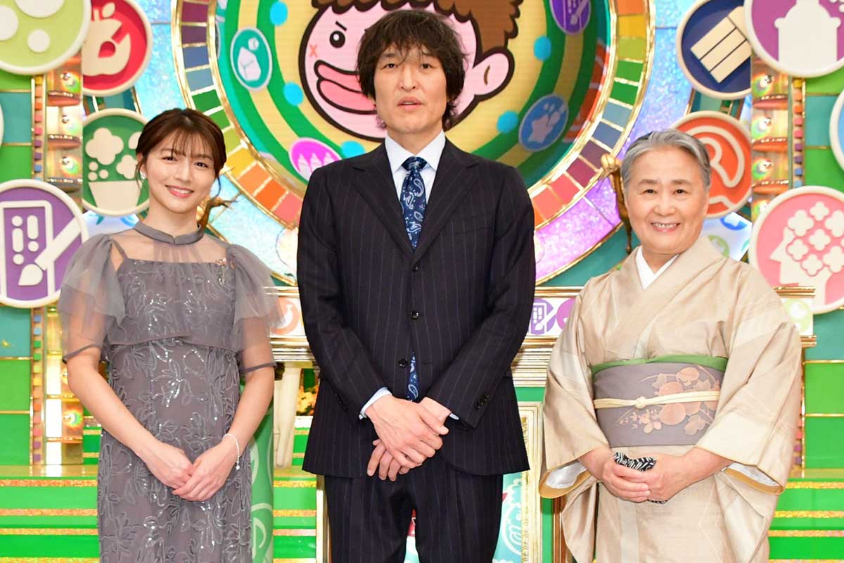 会見に出席したMBS清水麻椰アナウンサー、千原ジュニア、夏井いつき氏（左から）【写真：ENCOUNT編集部】