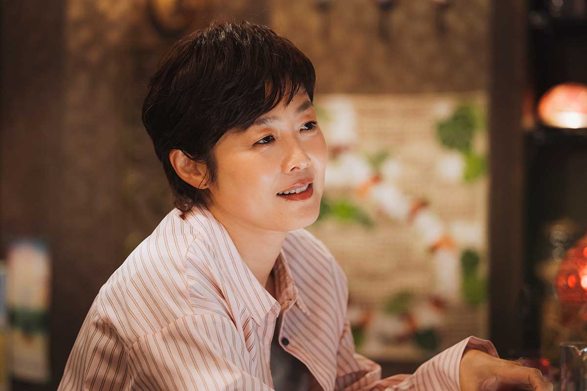 俳優デビューした有働由美子【写真：(C)TBS】