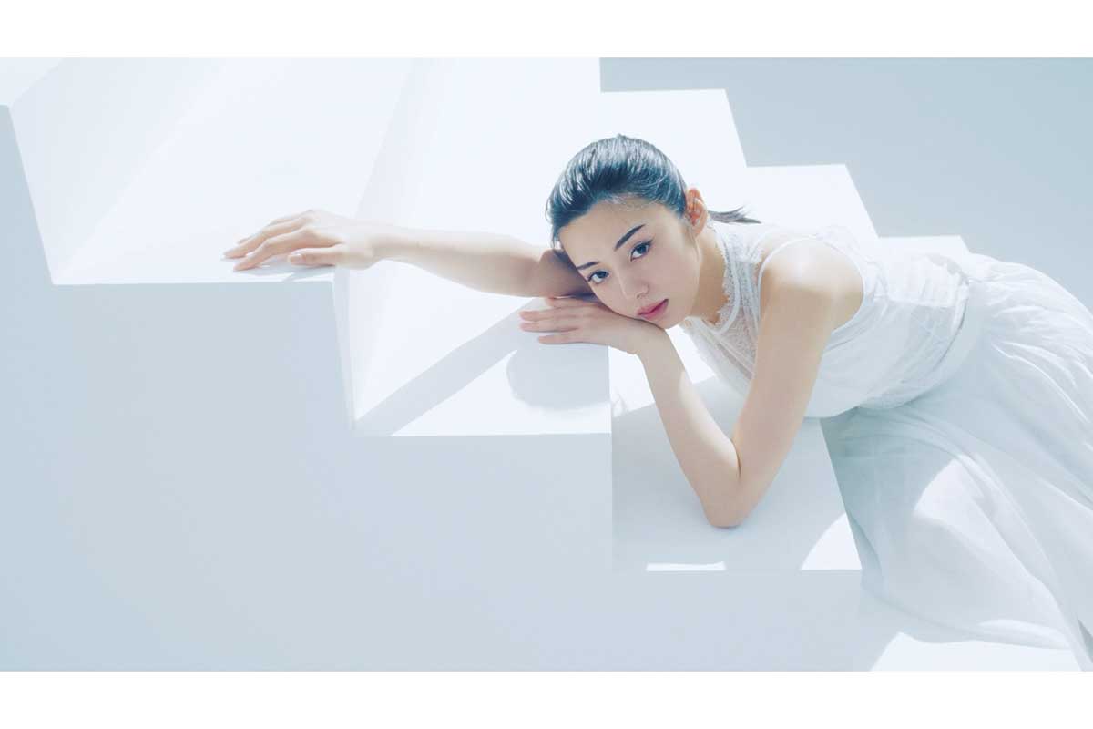 20代を「働きました」と振り返った