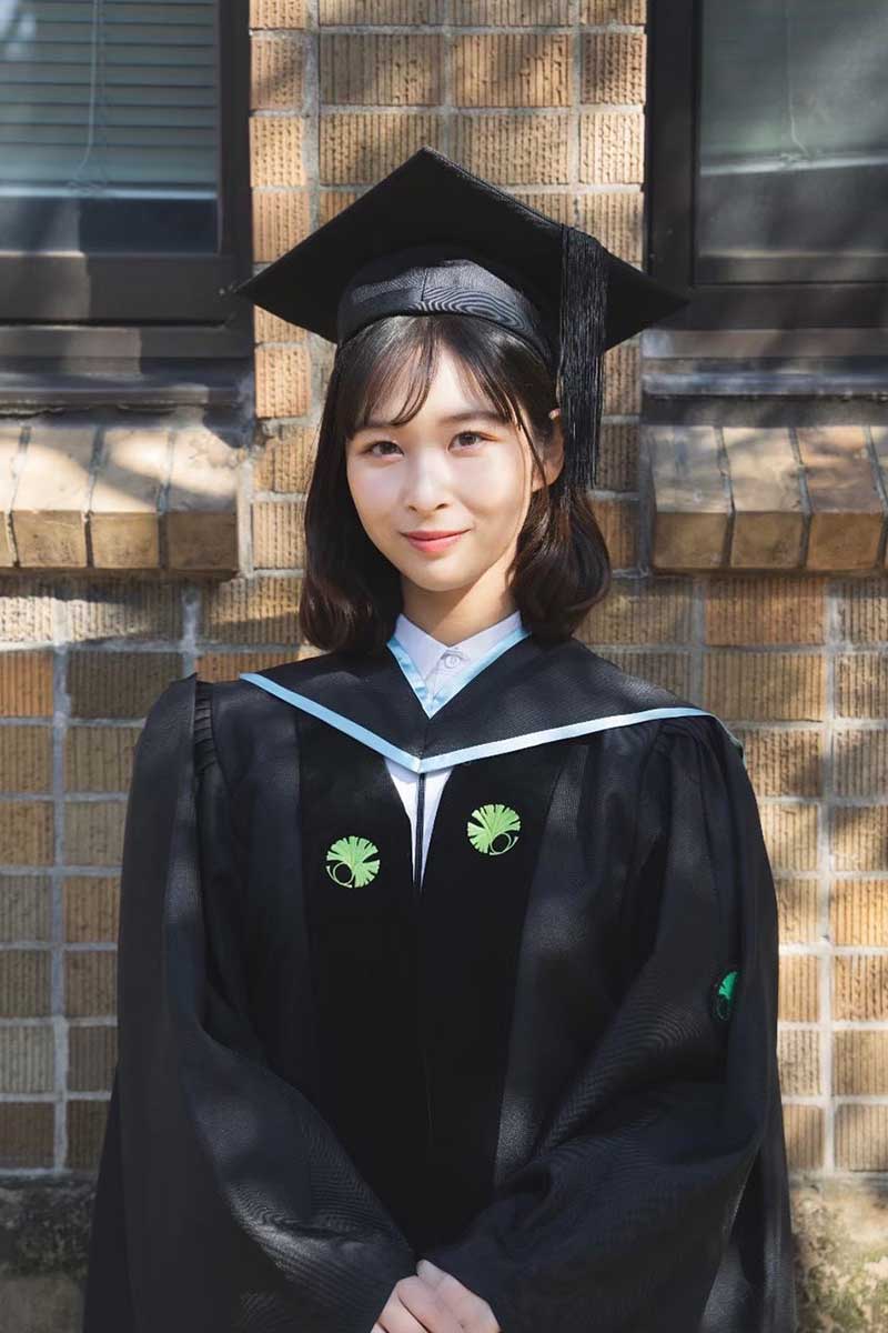 東大卒業式での河野ゆかり【写真：本人提供】