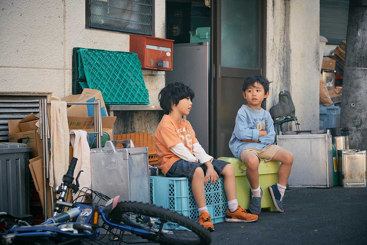 幼少期の真役・野田悠月（左）と稔役・金子拓真【写真：(C)TBSスパークル／TBS】