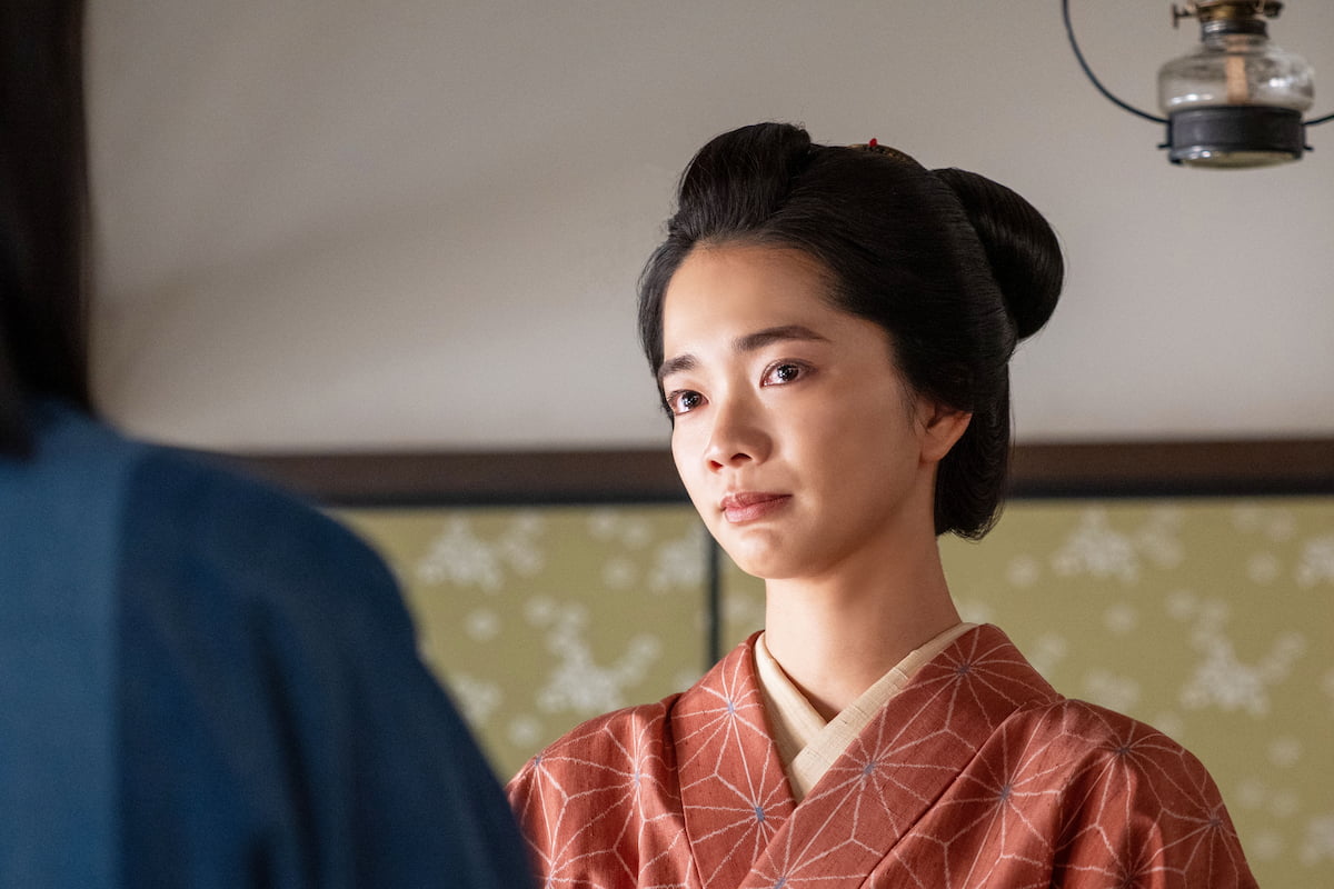 【風、薫る】りん、翻訳作業で協力するよう提案も…美津は卯三郎に願い出る展開