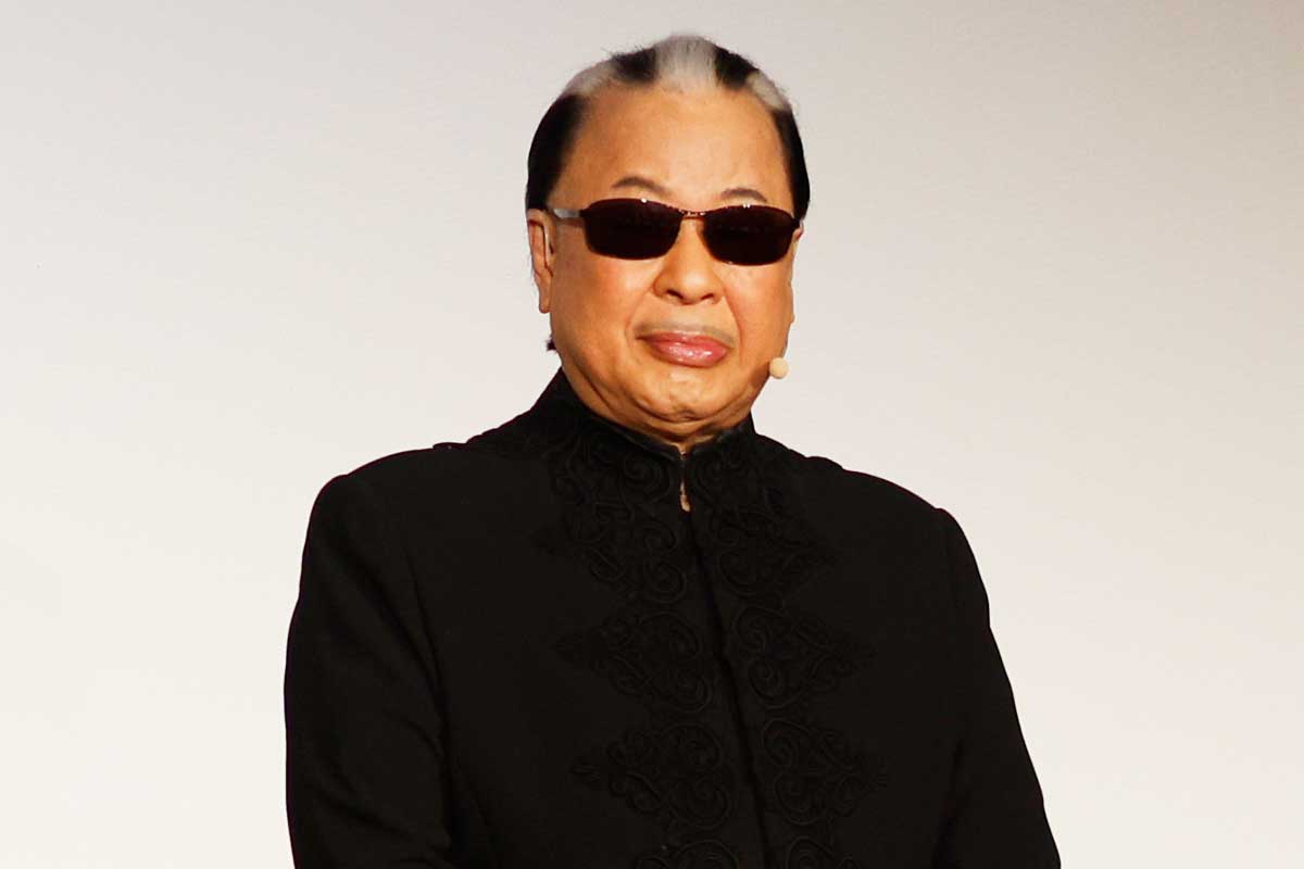 Mr.マリック、プリンセス天功の埋蔵金に興味「見つけて撒けば…」　大量のお金降らせる“超魔術”も披露