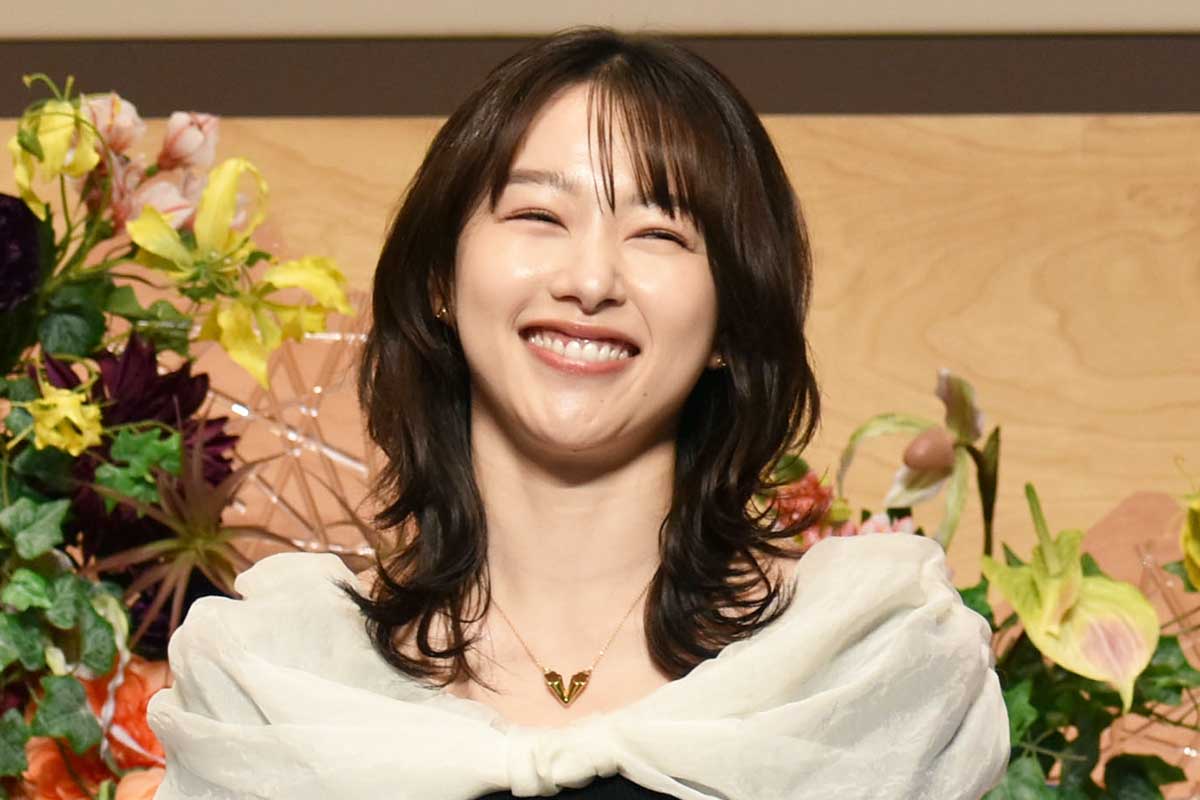 桜井日奈子、初の悪女役を共演者ら絶賛「悪魔美しいって勝手に言ってる」