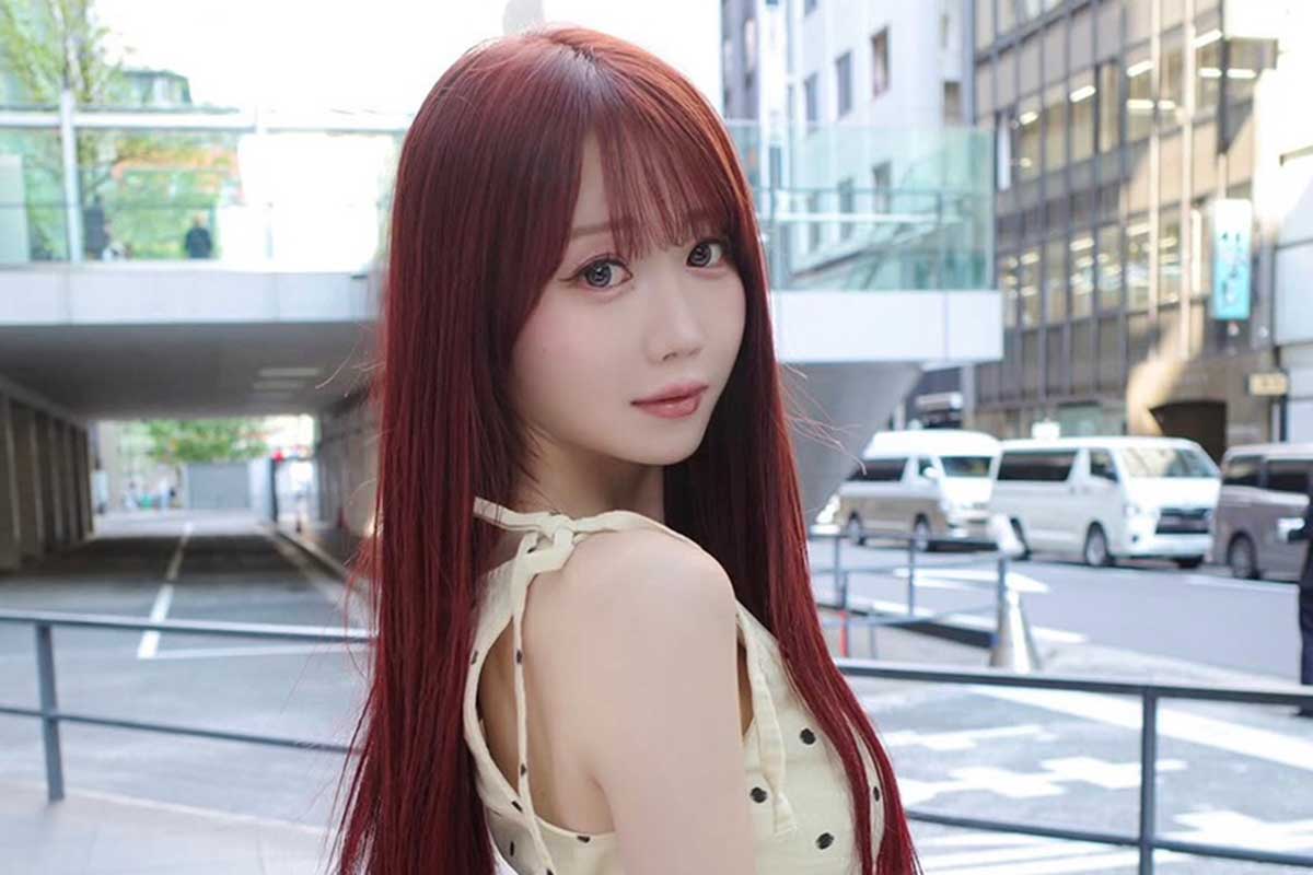 ＝LOVE大谷映美里、赤髪＆超ロングに大胆イメチェン「ここまで赤いのは初めて」絶賛の声続々