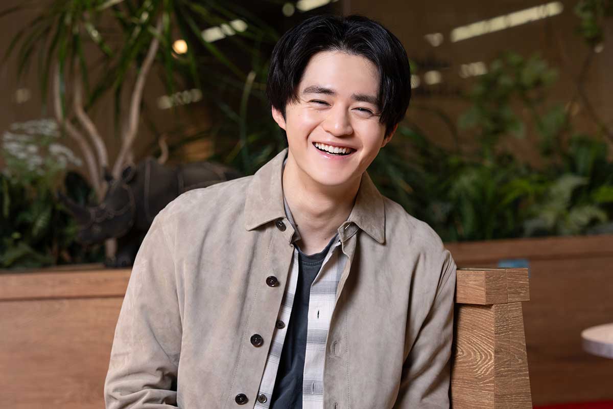 インタビューに応じた鈴鹿央士【写真：増田美咲】