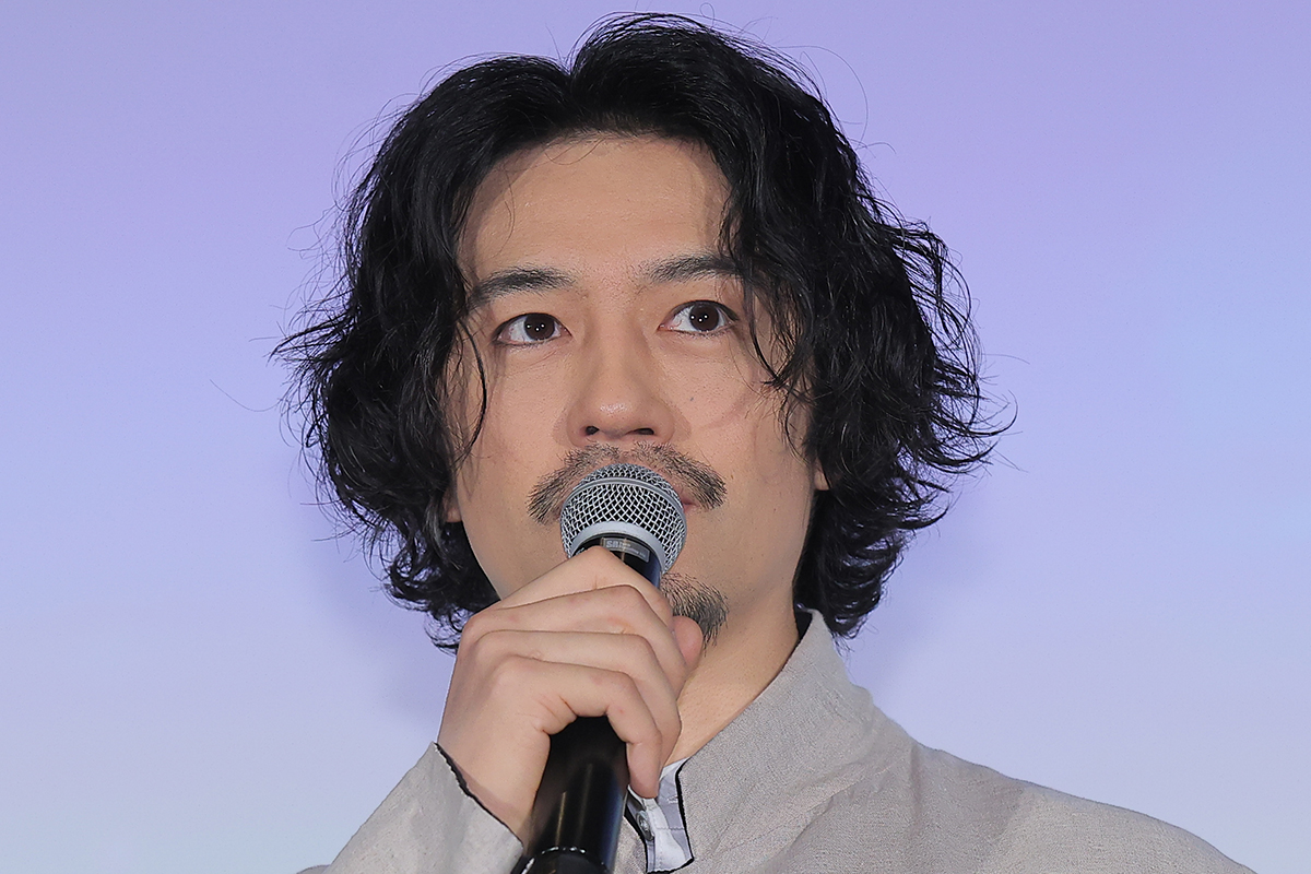 斎藤工、舞台あいさつで突然の告白「40分もたない頻尿なので」