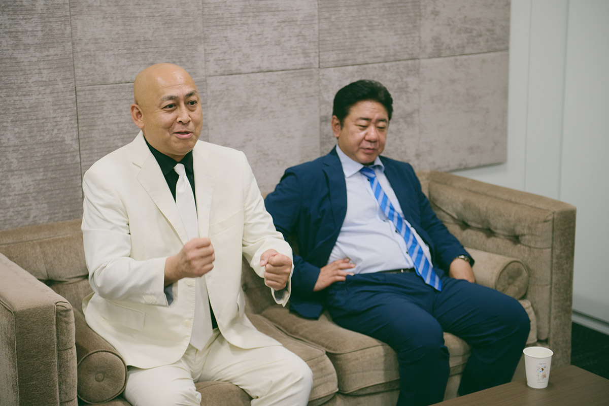 順風満帆の長谷川に対し、渡辺は何やら悩みも…【写真：Jumpei Yamada（Bright Idea）】