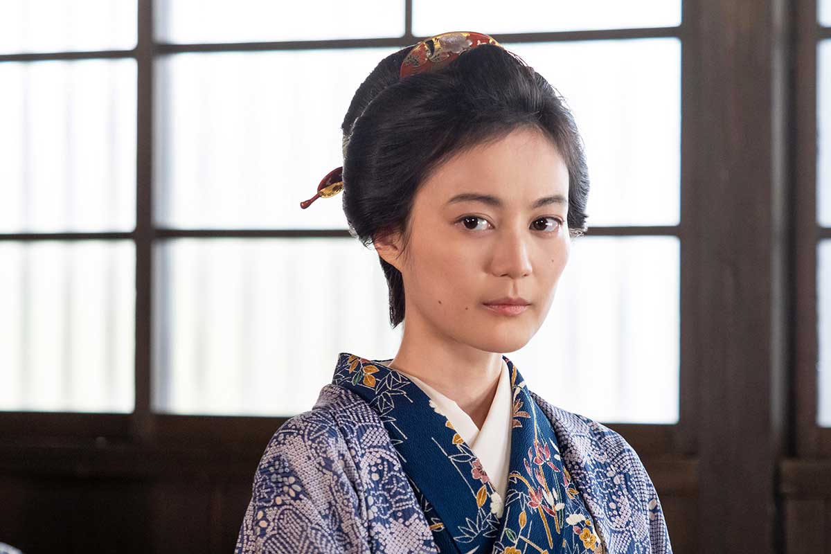 梅岡看護婦養成所の一期生を演じる生田絵梨花【写真：(C)NHK】