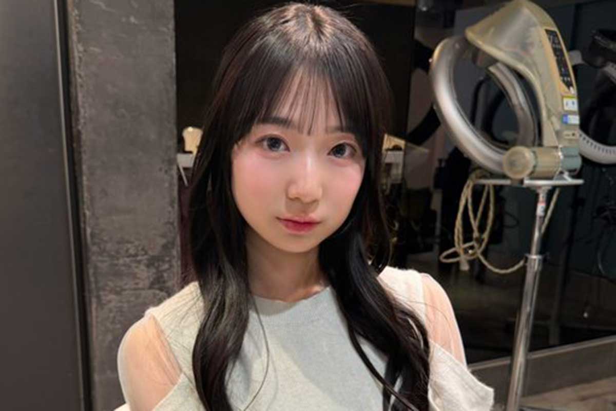 「えっ、すっぴんに見えない…」　百田汐里、機内でのくつろぎにネット称賛「とっても可愛い」