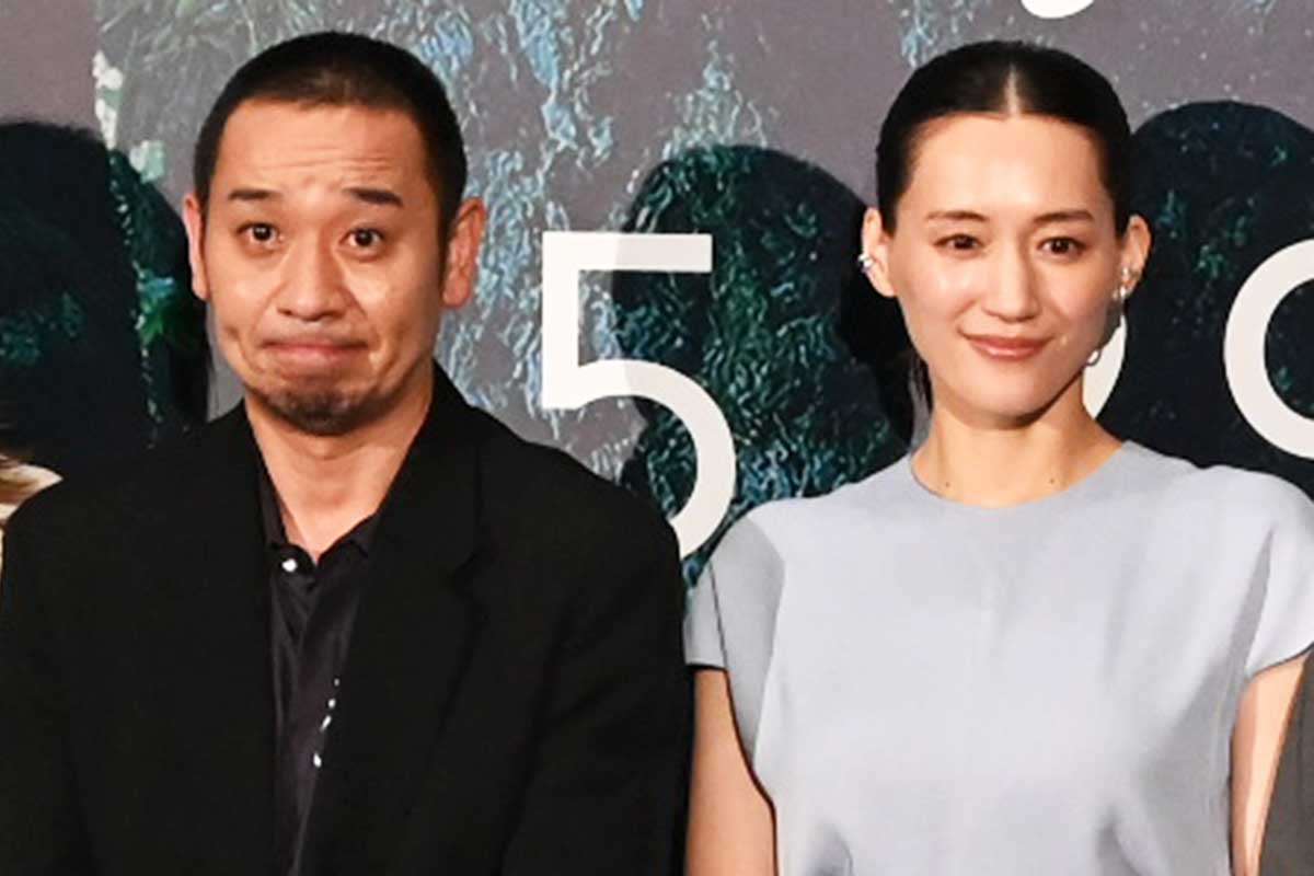 完成披露試写会に出席した千鳥の大悟（左）と綾瀬はるか【写真：ENCOUNT編集部】