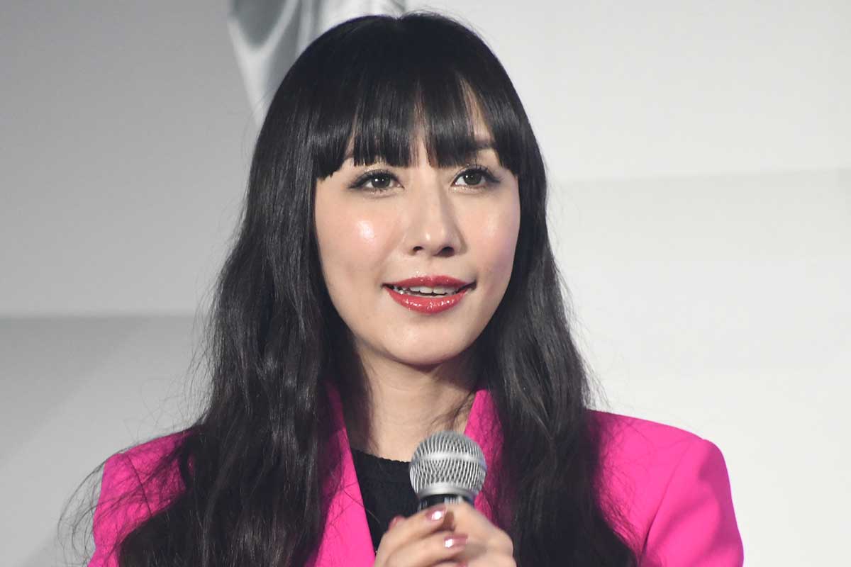 玉置成実、金髪×ゴツい愛車に「なんでそんなかっこいい？」の声　ツーリングを満喫