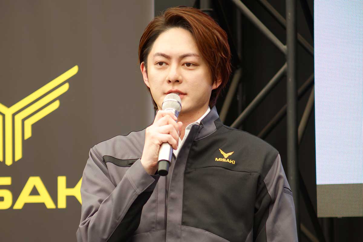 三崎優太氏、てんちむとの結婚発表後初の公の場　バイク事業参入は「結婚というよりも自分の事故に対する執念」