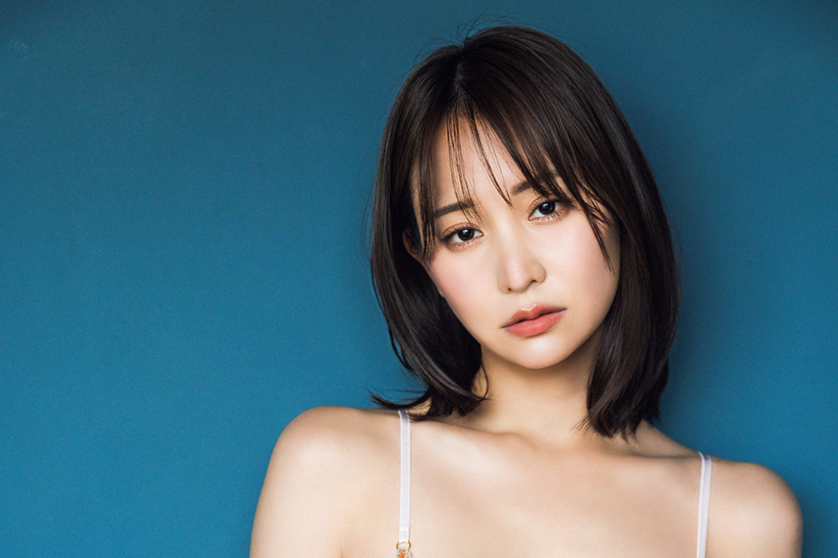 格闘家と「真剣交際」の元AKB48、『週刊FLASH』でグラビア　抜群のプロポーションを永尾まりやが披露