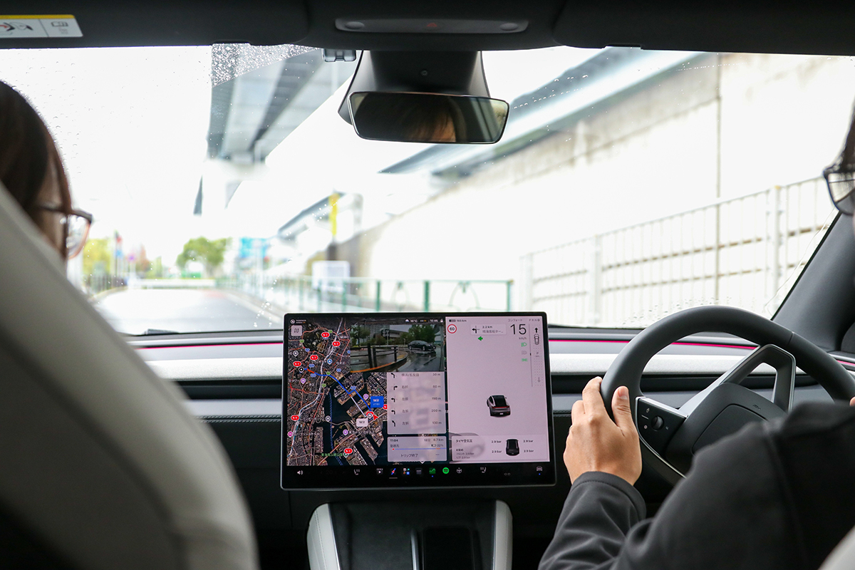 後部座席からの見晴らしに驚き 運転席まで見渡せる圧倒的な開放感