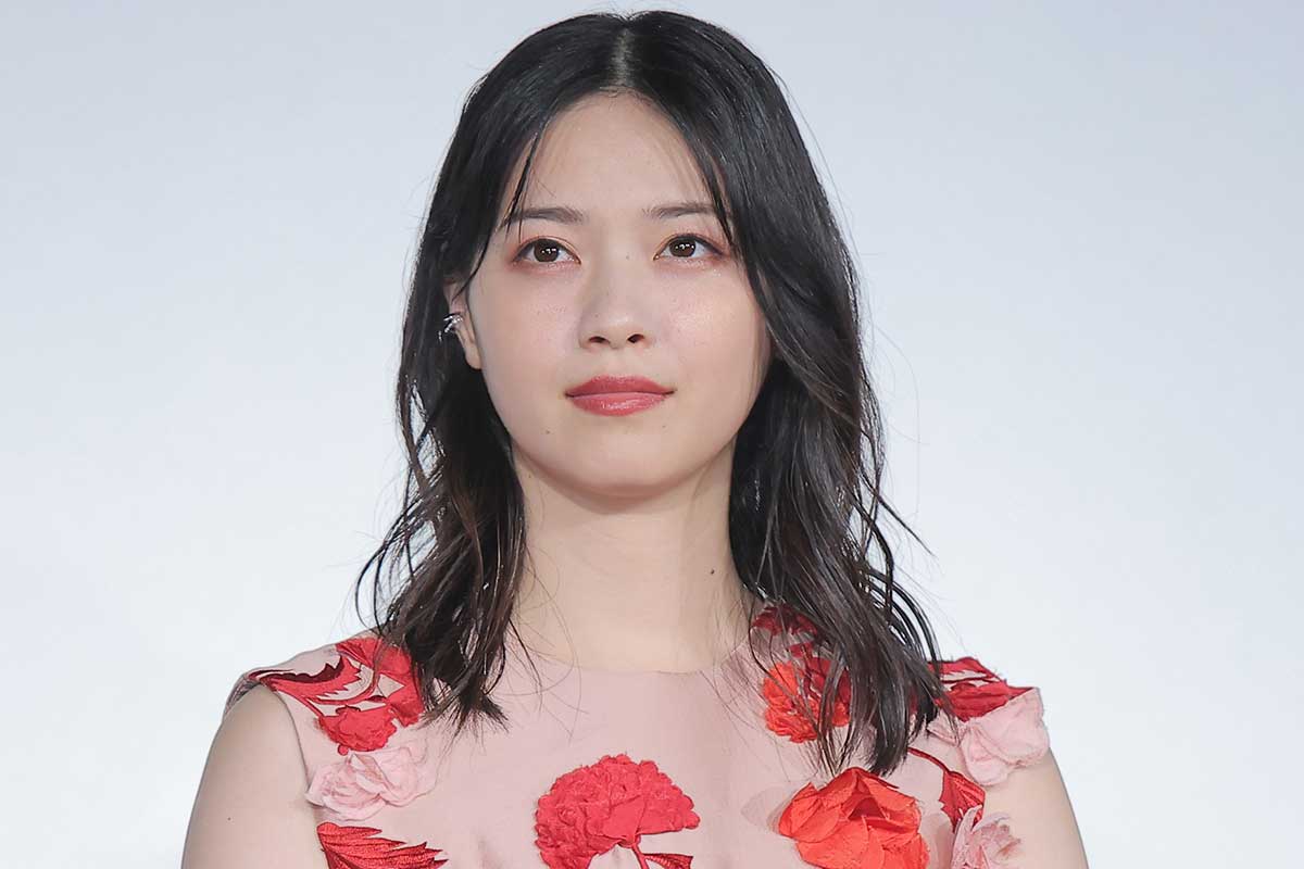 舞台あいさつに登壇した西野七瀬【写真：ENCOUNT編集部】