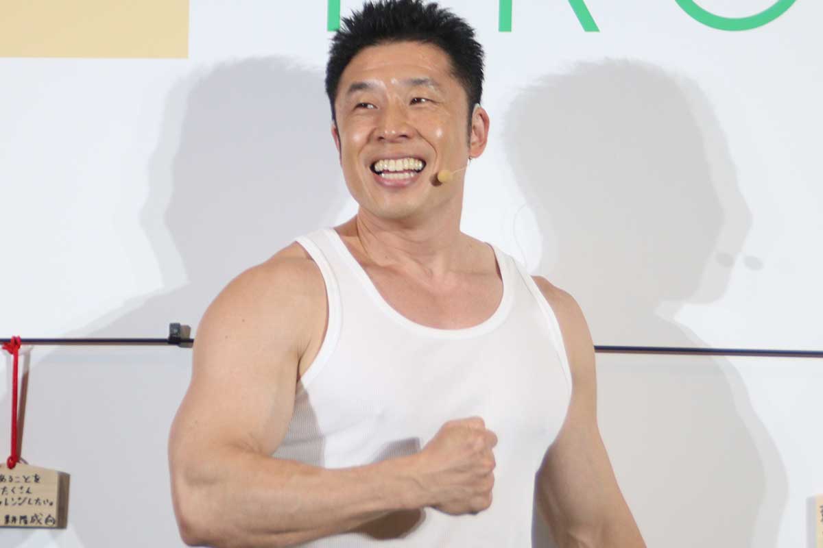 なかやまきんに君、新ギャグを披露「EMA！」　MCがフォロー「皆さん、笑ってください」