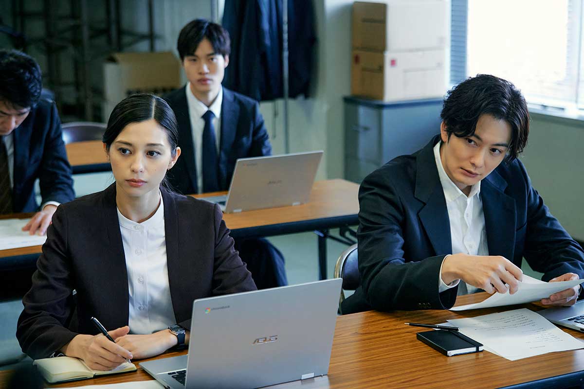 強行犯係で岡田将生のバディを演じる中条あやみ【写真:(C)TBSスパークル/TBS】
