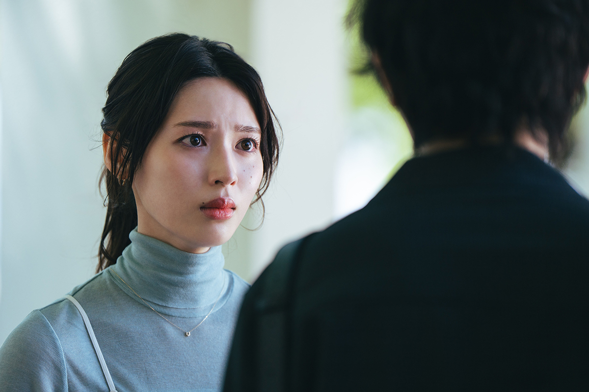 『一次元の挿し木』でヒロイン役を務める白石聖【写真:(C)読売テレビ】