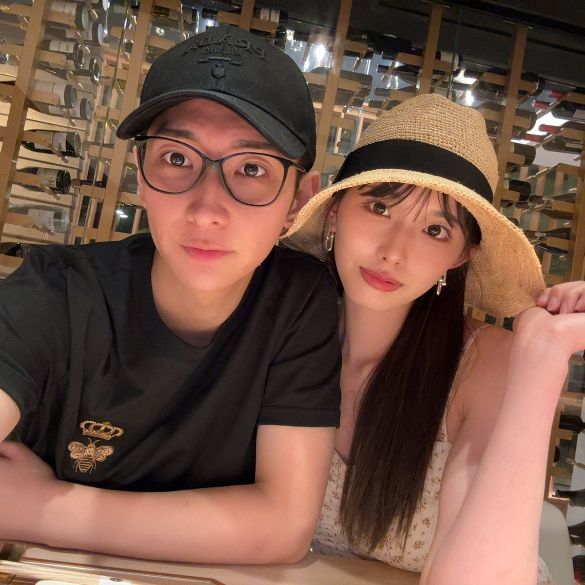 ヒカル(左)と加藤神楽【写真:X(@kinnpatuhikaru)より】