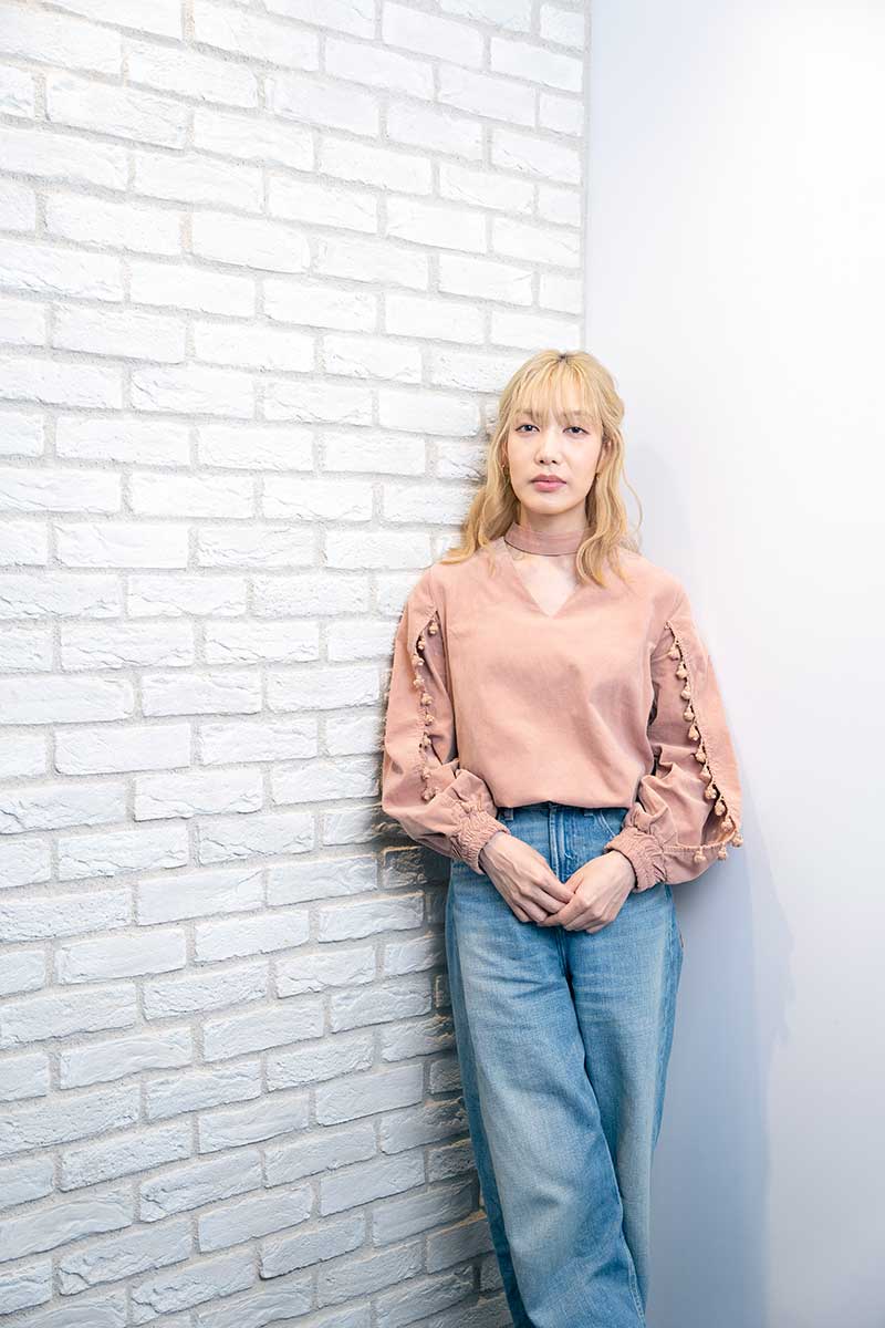 作詞作曲家、俳優と活躍の場を広げてきた【写真：増田美咲】