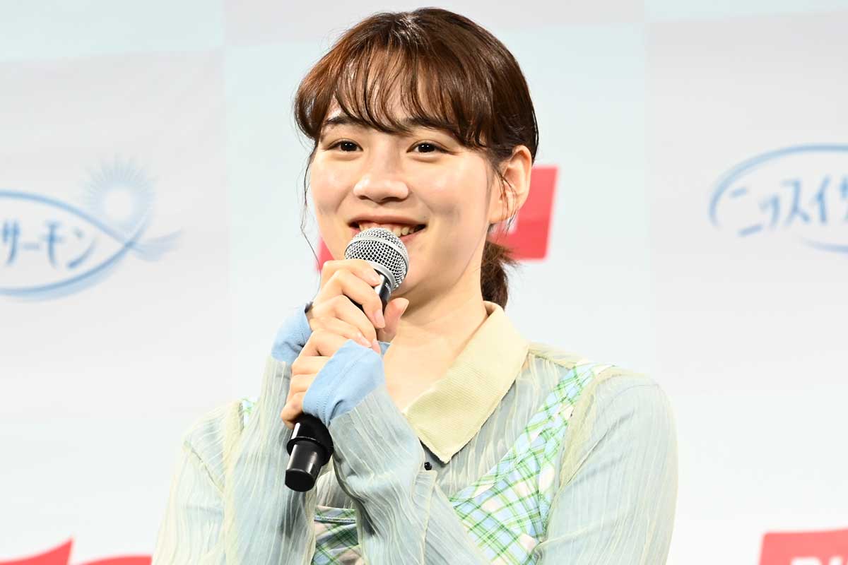 のん、自宅に植物を3つ導入「意外とちゃんとお世話できています」　人生初の剪定も