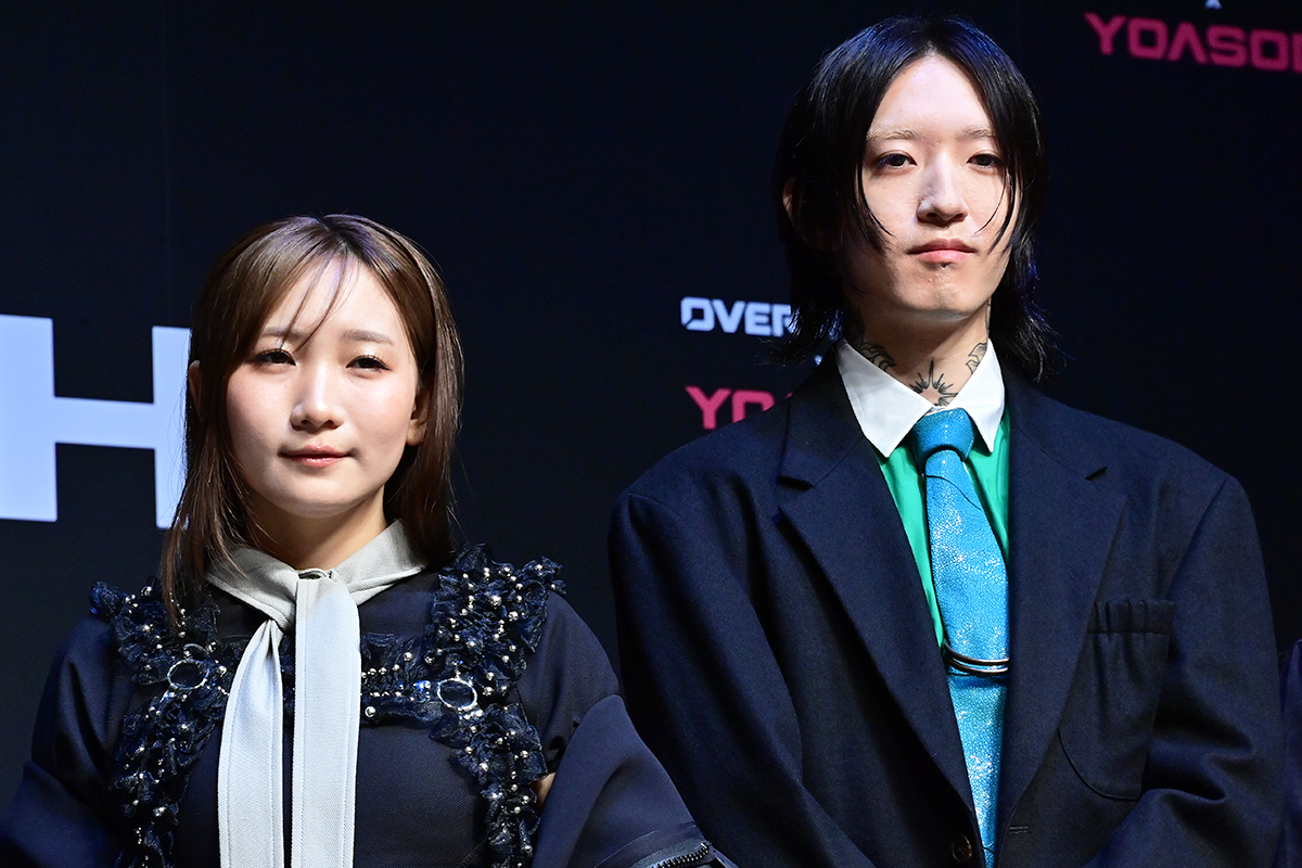 YOASOBIの2人、”憧れのヒーロー像”語る　Ayase「無敵感があってほしい」