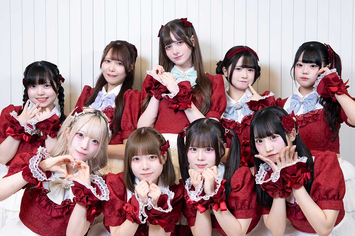 スペイン出身、“黒猫ダンサー”、ポンコツリーダー…個性爆発の9人組アイドル・Dolly Kissの正体