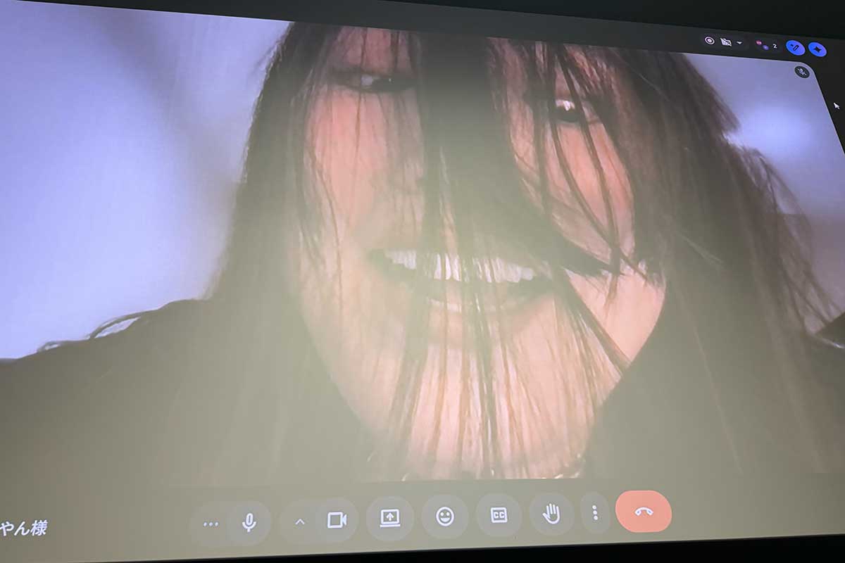 ゆりやんレトリィバァ、ホラー映画大賞授賞式にリモート出席　貞子風の登場で会場爆笑