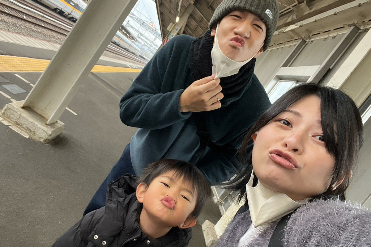 「とにかく生きなきゃ」と決意を新たにしている【写真:本人提供】