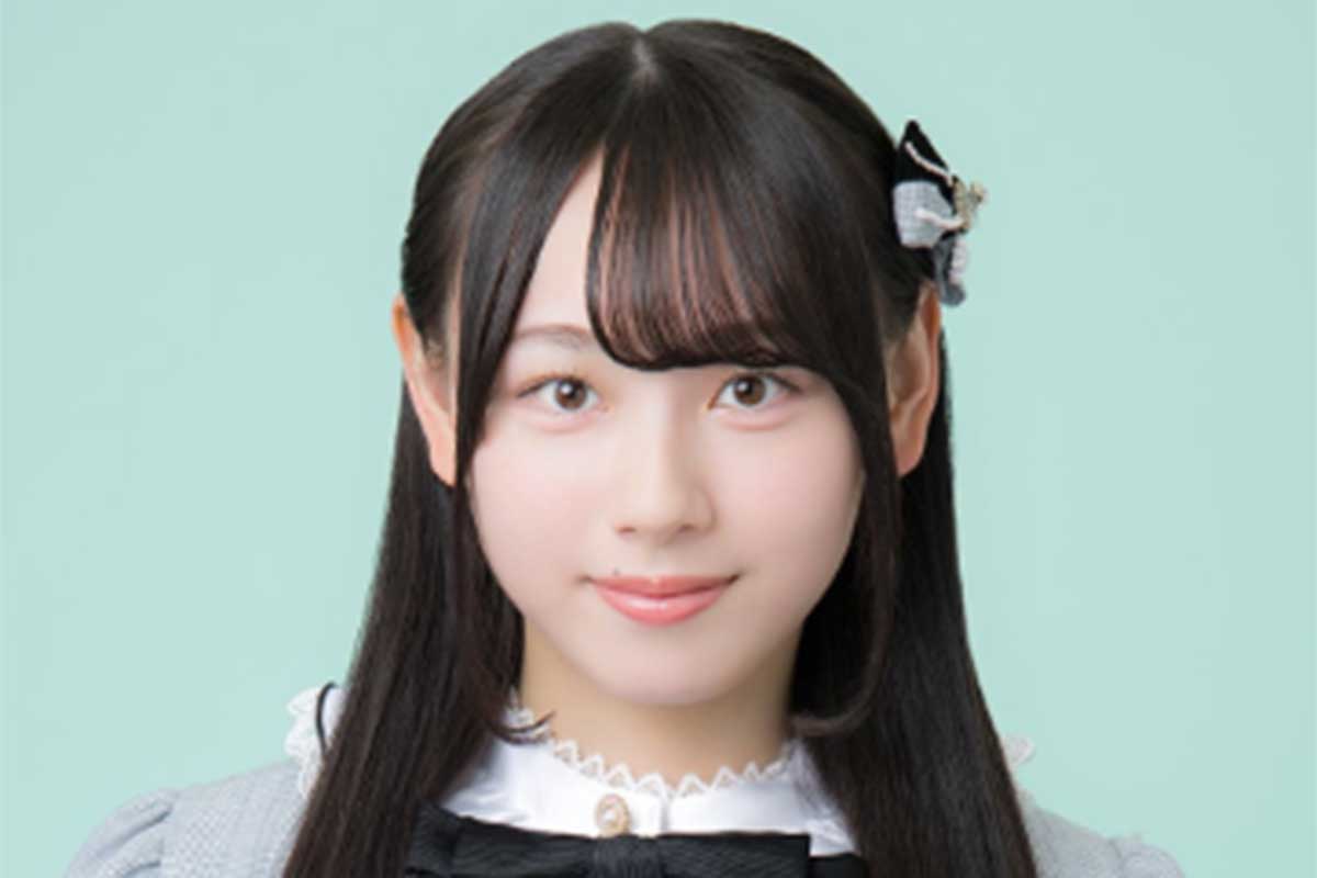 「靴のサイズがありません」アイドルのスタイルにネット衝撃「アメリカなら売ってるかも」「小顔過ぎ」