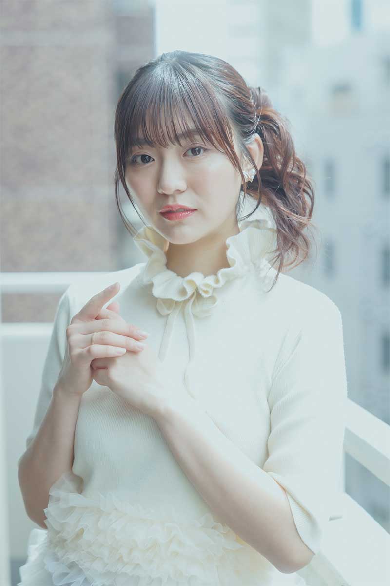 俳優、グラビアタレント、アイドルの三刀流で活動している【写真：冨田味我】