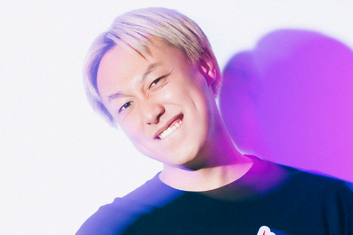 「顔出していいの？」年収「3000万円」お見送り芸人しんいちが“貢ぐ”グラドルの写真が公開　スタジオ衝撃