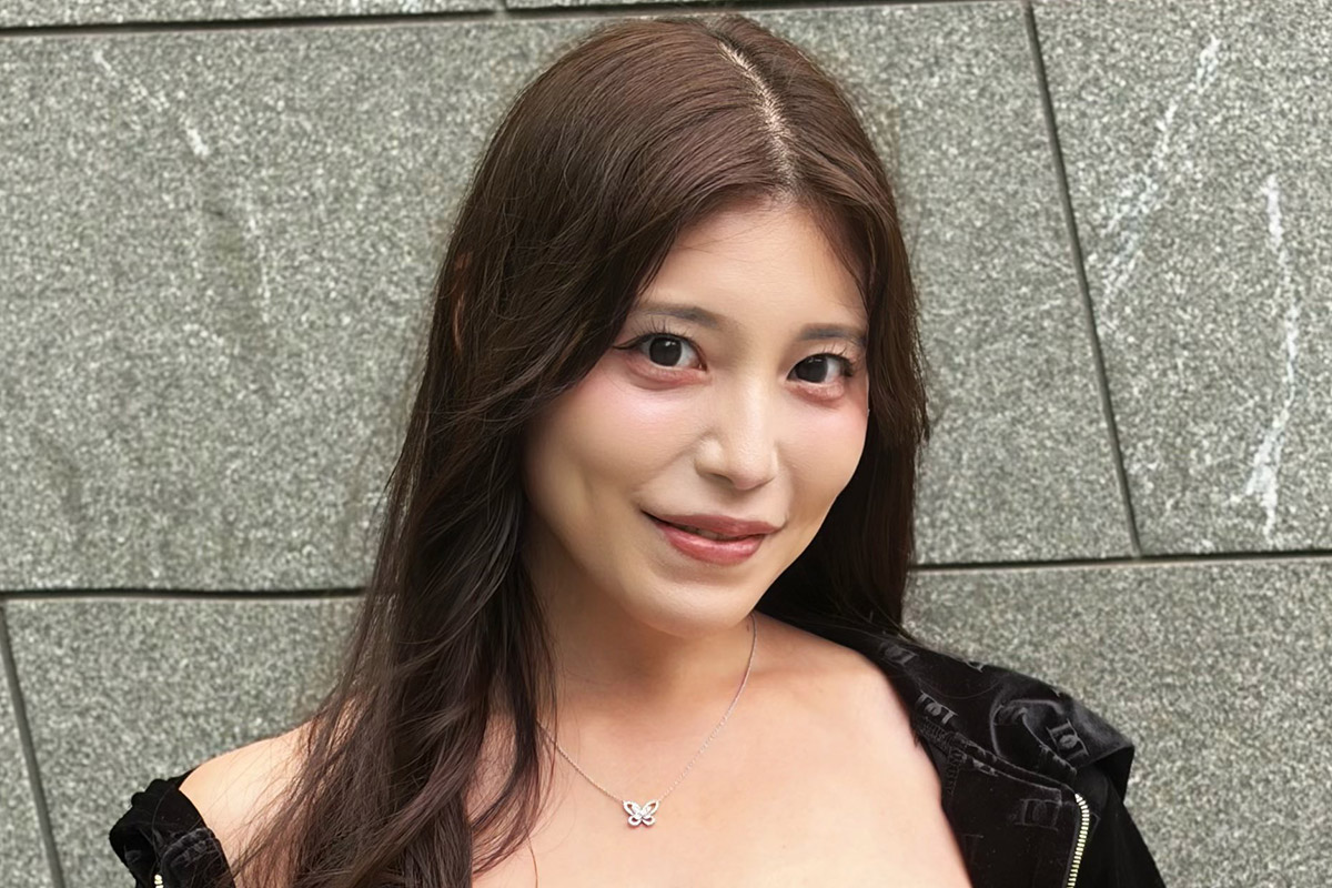 Reina＋Worldの意外な素顔「特定外来生物の研究を」　ネット注目「スタイル抜群で美しい」
