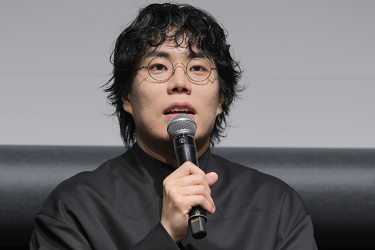 イベントに登壇した令和ロマン・髙比良くるま【写真:ENCOUNT編集部】