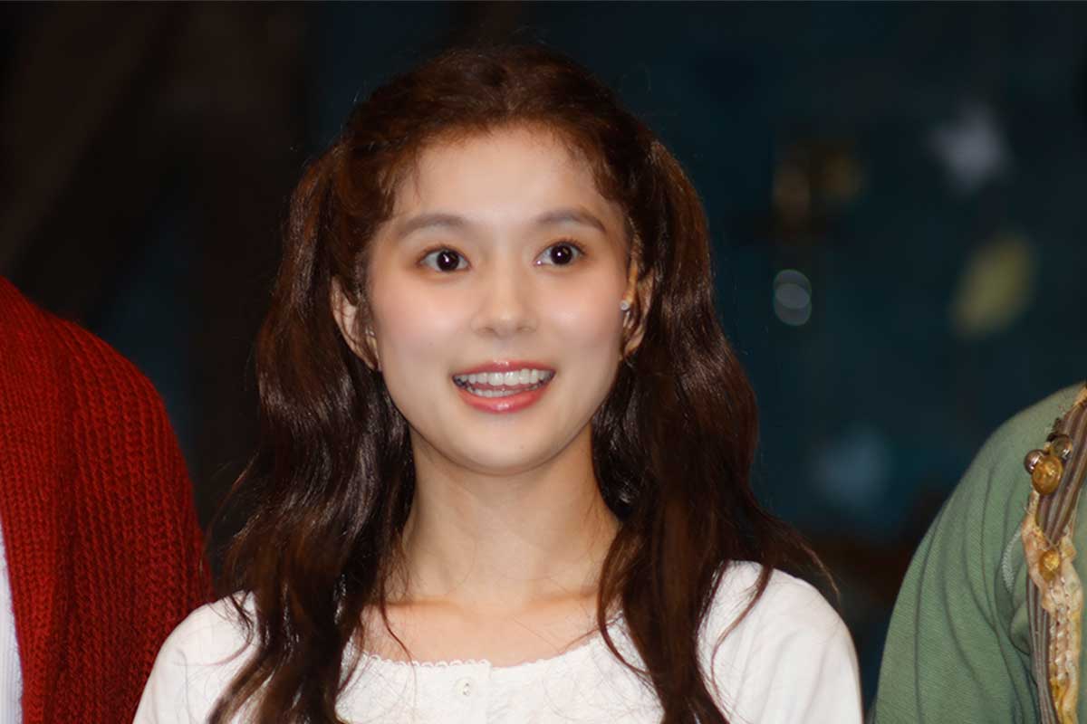 芳根京子、高所恐怖症を克服　舞台でフライングも景色を堪能「みんなで飛ぶのが楽しい」