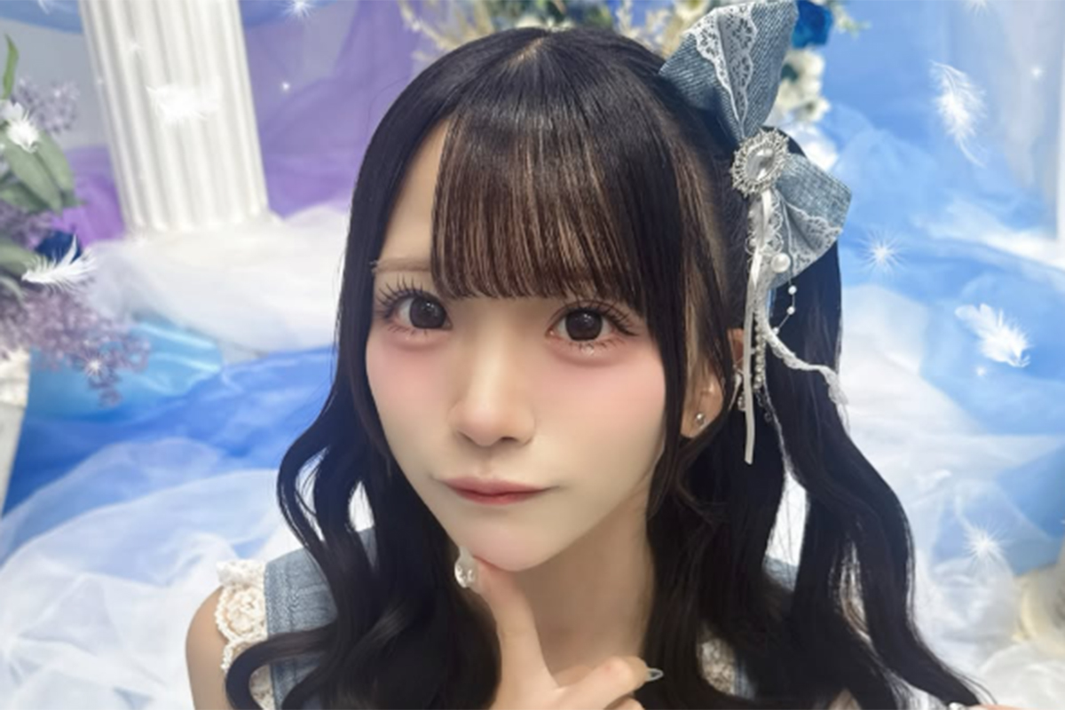 花いろは・市瀬りりあ、ミニスカワンピ姿にファン注目「本当にスタイルいい」「脚ながっ」
