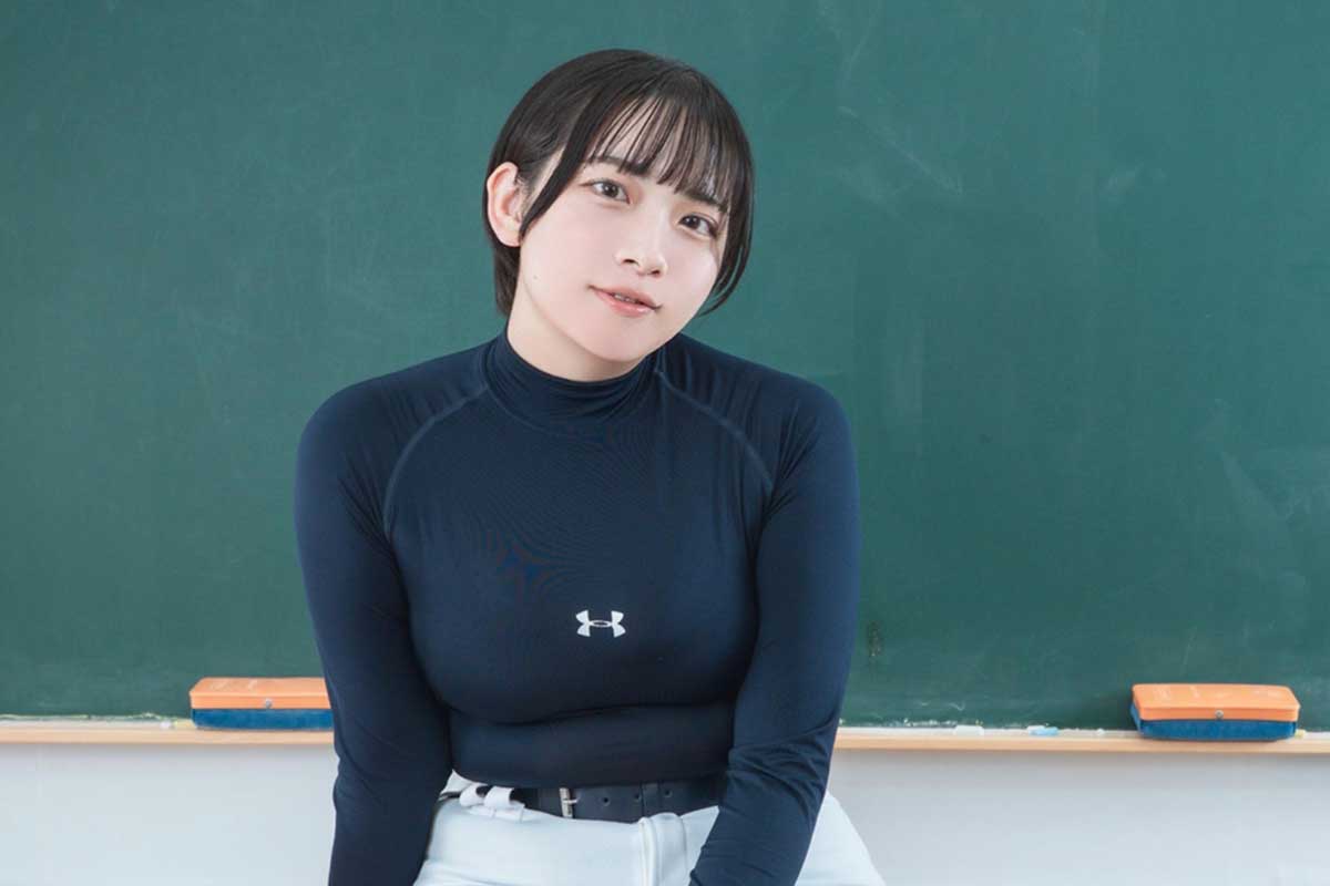 野球グラドルとして旋風　元“ミスヤンチャン”暫のぴったりシャツ姿に反響「けしからん」「ワォ！」
