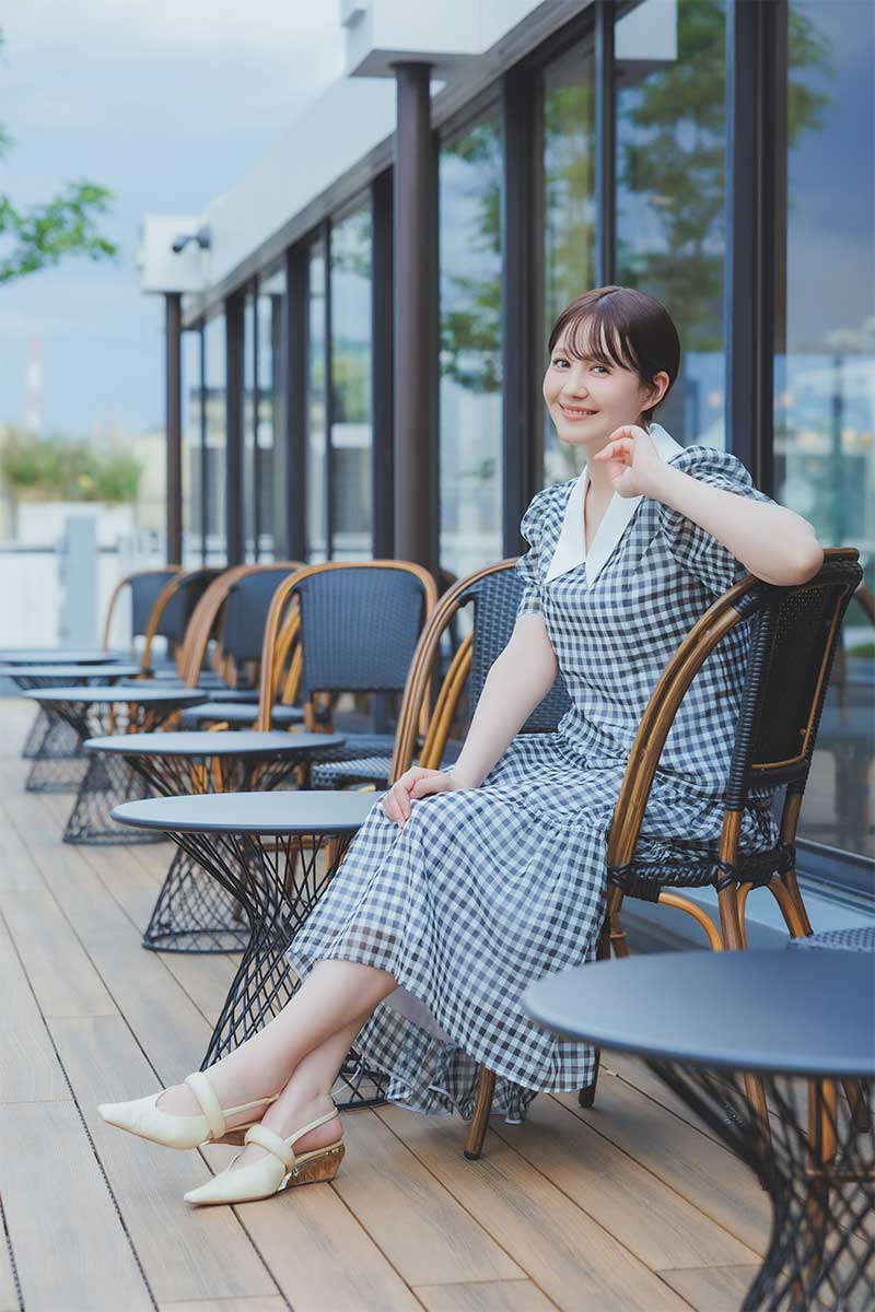 31歳で舞台デビュー【写真：冨田味我】