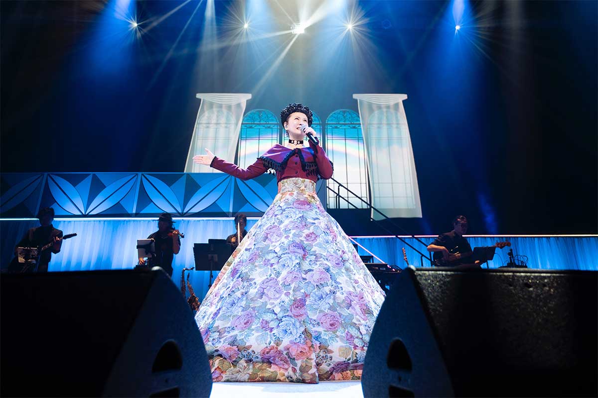 2時間15分でシングル24曲を披露した南野陽子【写真：田中聖太郎】